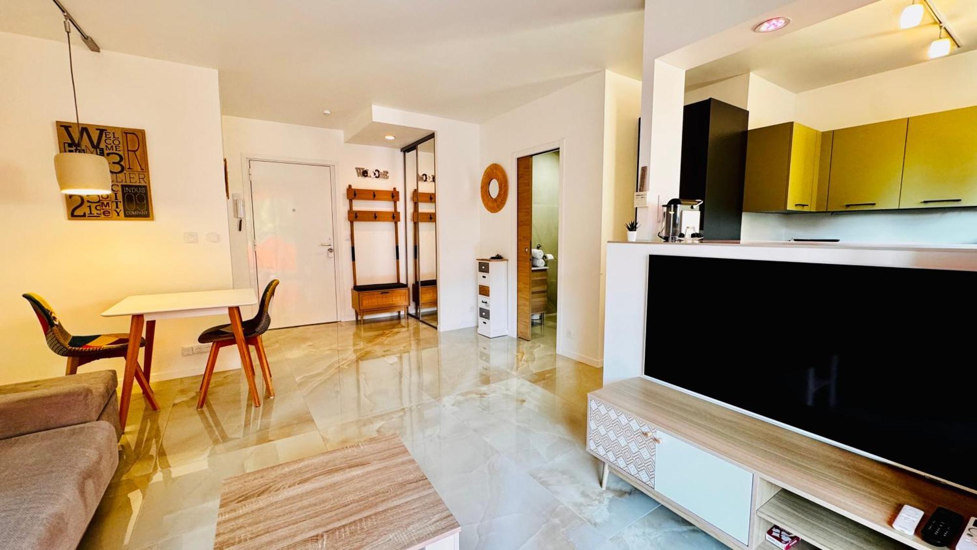 Studio Climatise 600M De La Plage 滨海卡涅 外观 照片